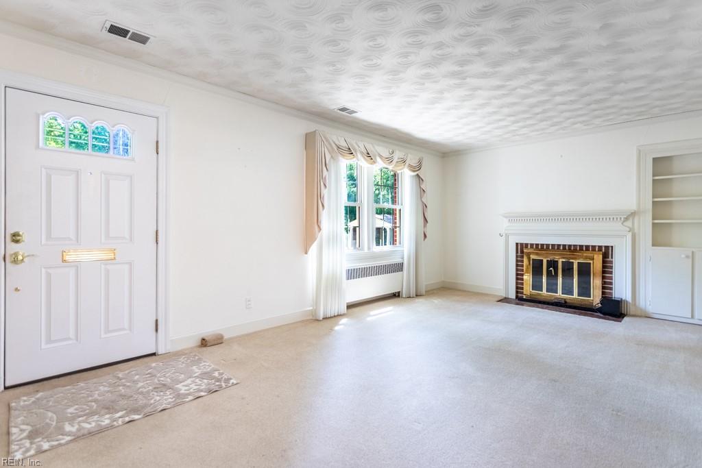 23 White Oak Drive Newport News VA 23601