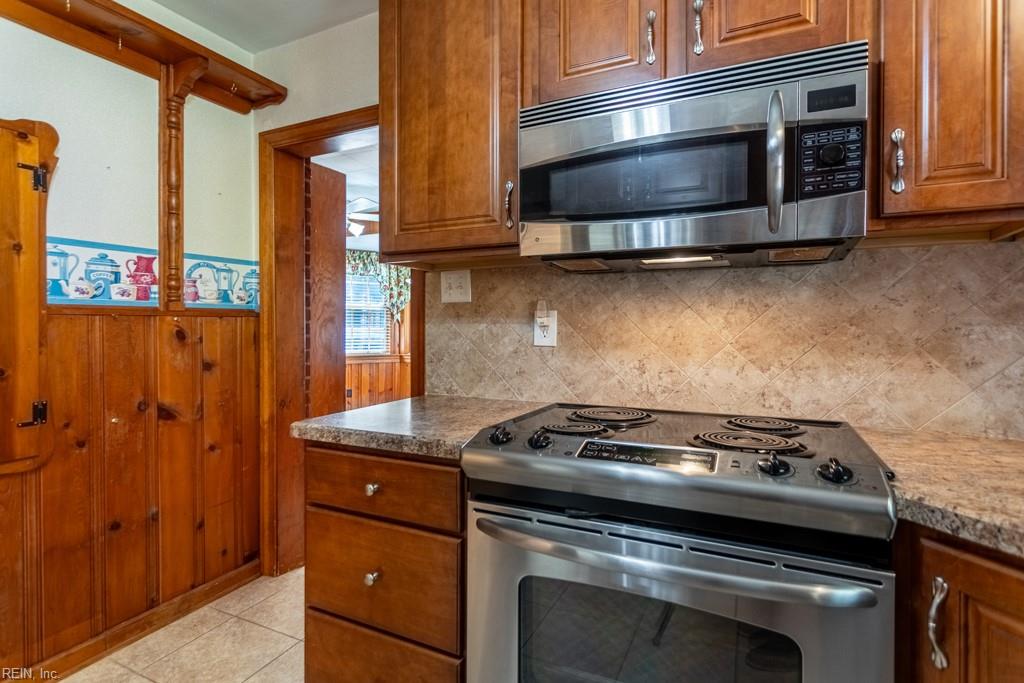 23 White Oak Drive Newport News VA 23601