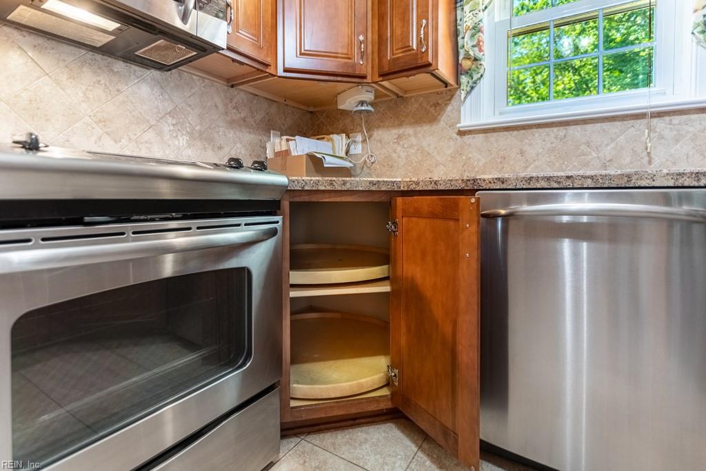 23 White Oak Drive Newport News VA 23601