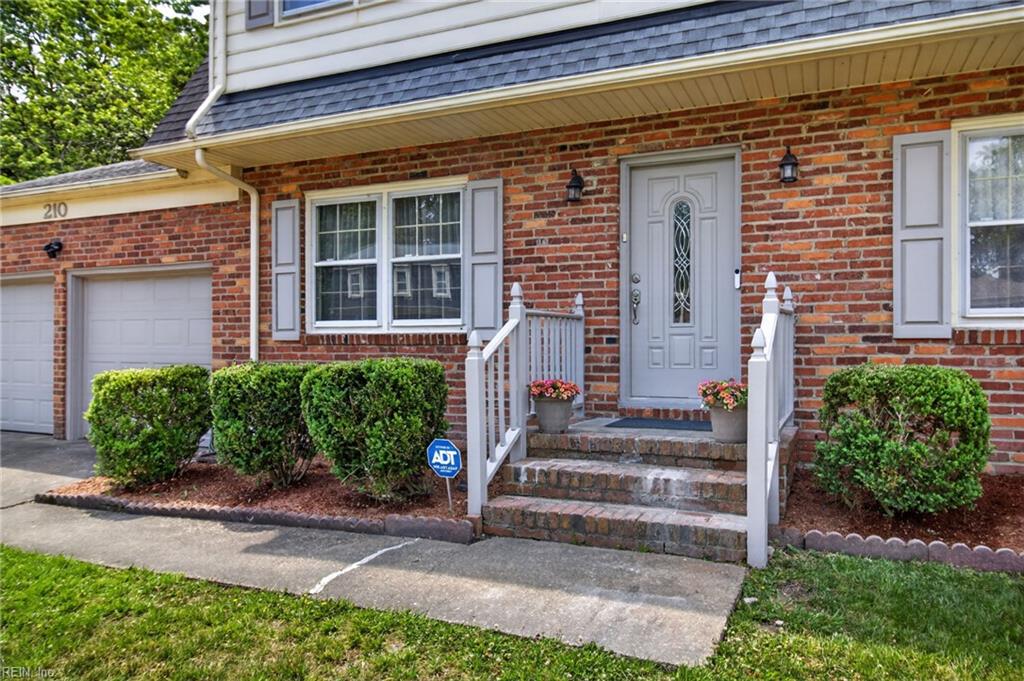 210 Custer Place Newport News VA 23608