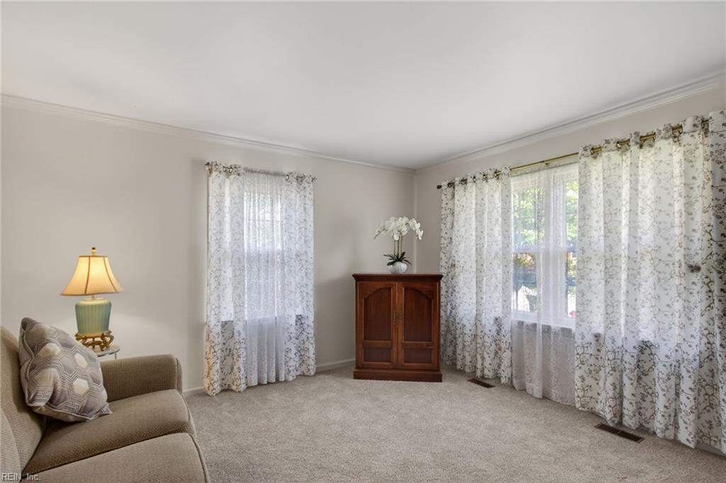 210 Custer Place Newport News VA 23608