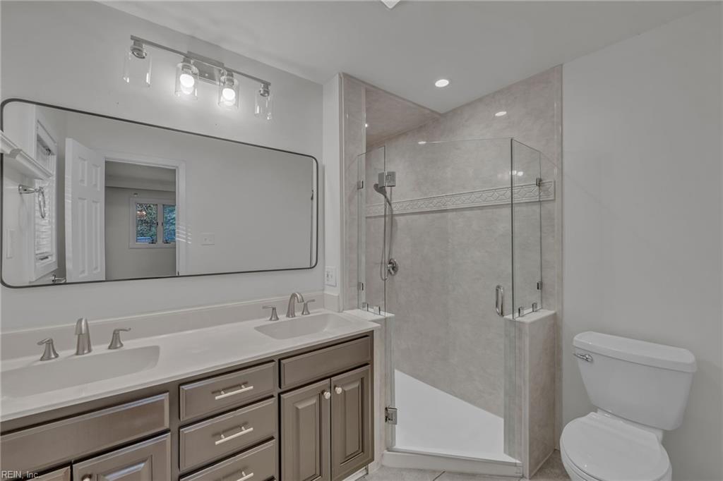 237 James River Dr Drive Newport News VA 23601
