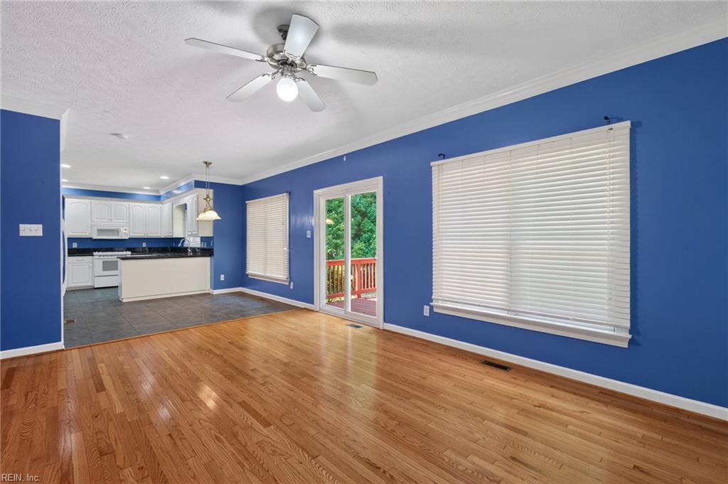 212 Halles Run Yorktown VA 23693