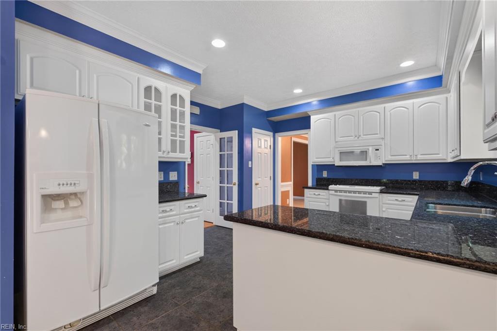 212 Halles Run Yorktown VA 23693