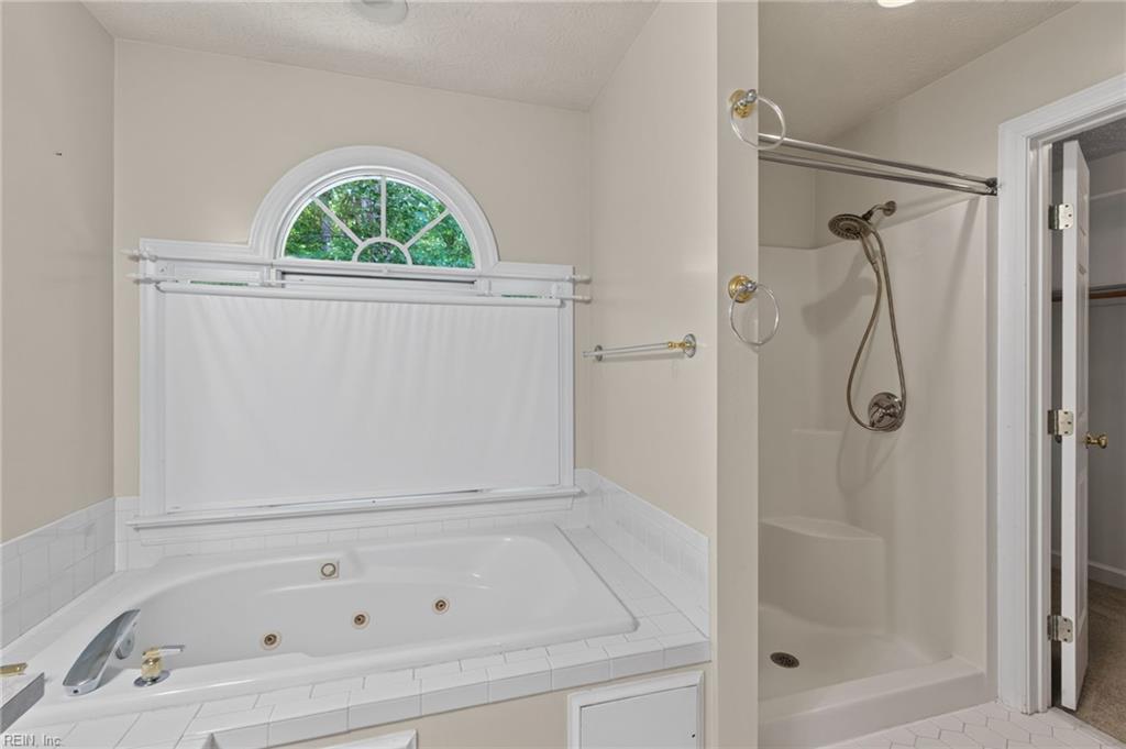 212 Halles Run Yorktown VA 23693