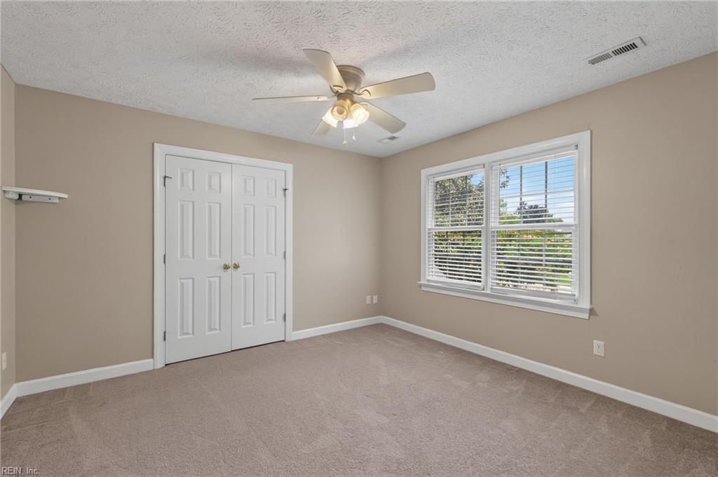 212 Halles Run Yorktown VA 23693
