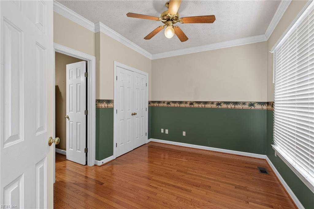 212 Halles Run Yorktown VA 23693