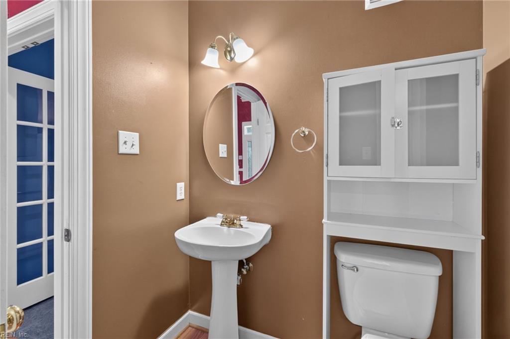 212 Halles Run Yorktown VA 23693