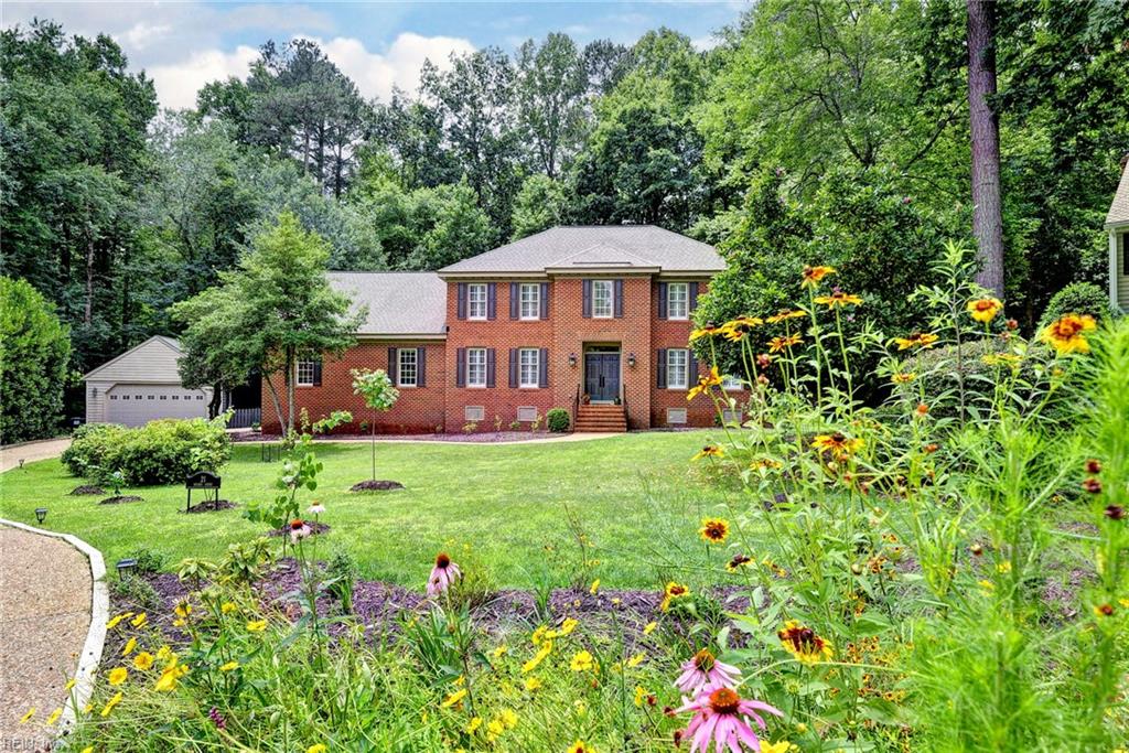 21 Sussex Court Williamsburg VA 23188