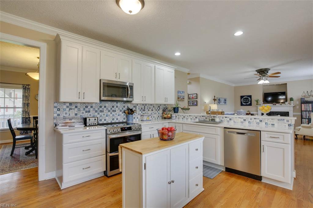 129 Bradley Drive Yorktown VA 23692