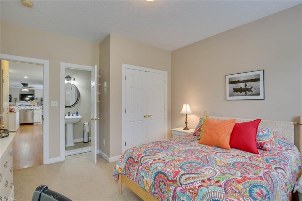129 Bradley Drive Yorktown VA 23692