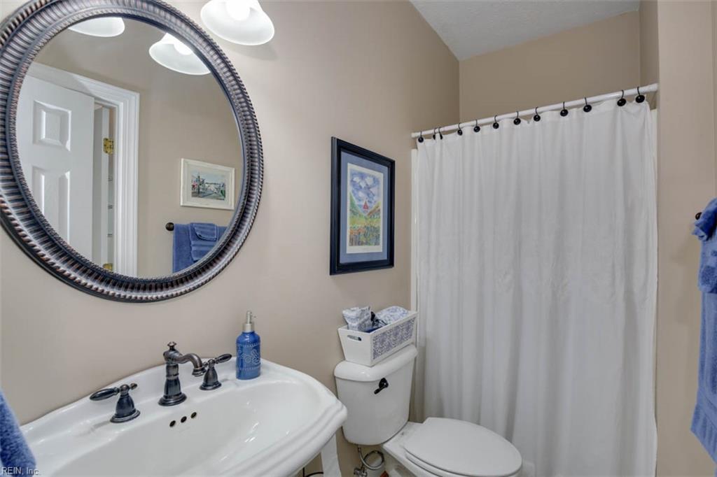 129 Bradley Drive Yorktown VA 23692