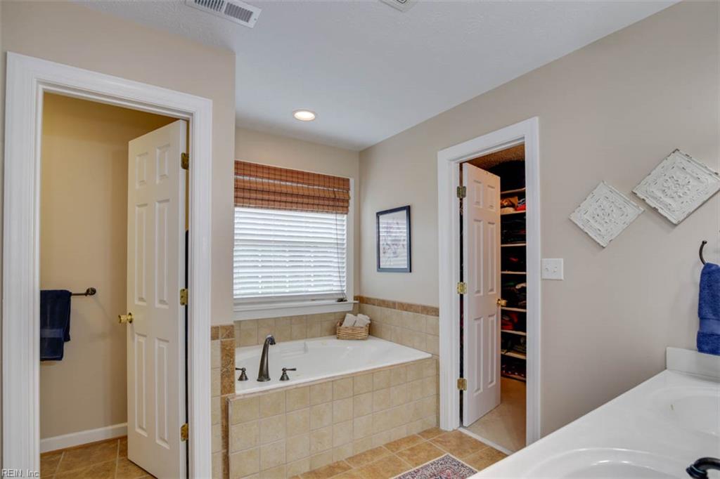 129 Bradley Drive Yorktown VA 23692