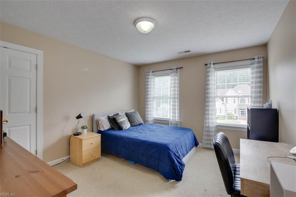 129 Bradley Drive Yorktown VA 23692