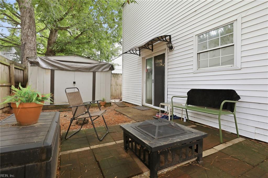 205 Hunt Club Run S Newport News VA 23608