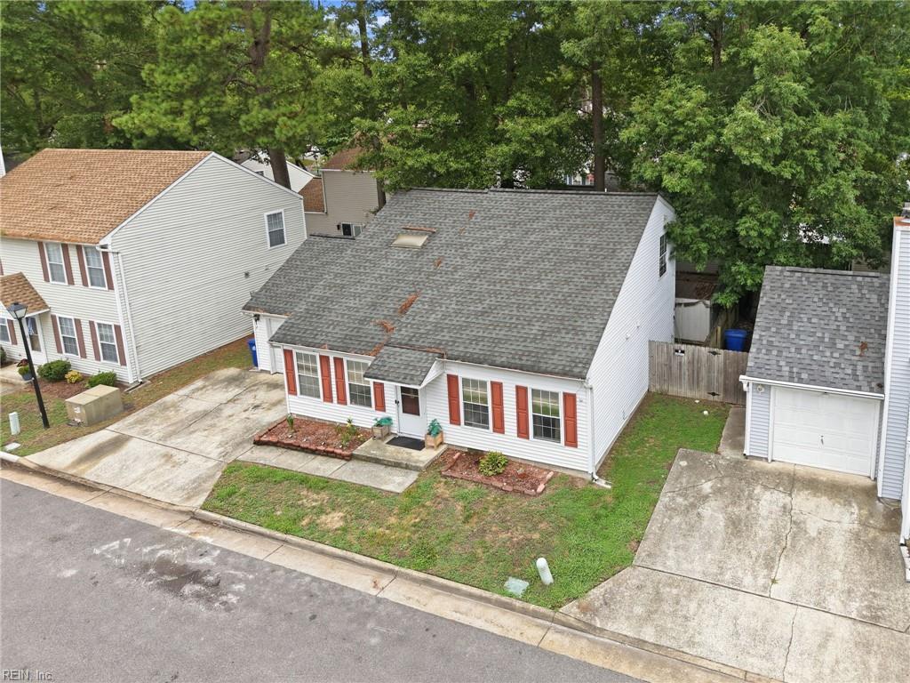 205 Hunt Club Run S Newport News VA 23608