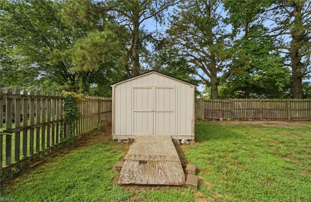 6742 Amanda Court Gloucester VA 23061