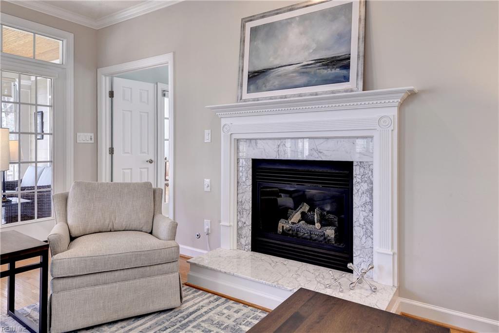 109 Hollinwell Williamsburg VA 23188