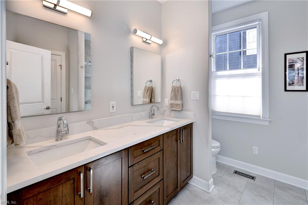 109 Hollinwell Williamsburg VA 23188