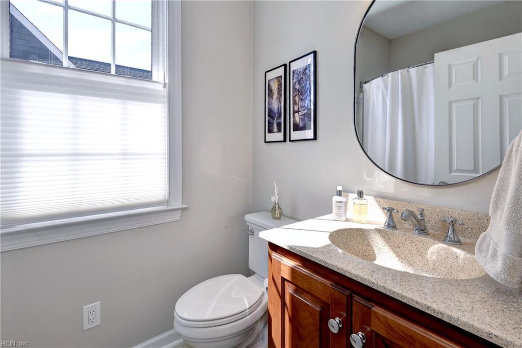 109 Hollinwell Williamsburg VA 23188