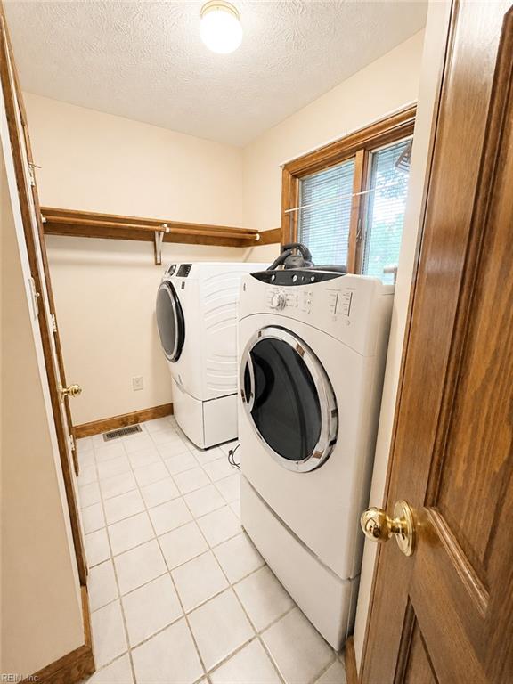 202 Chelmsford Way Newport News VA 23606