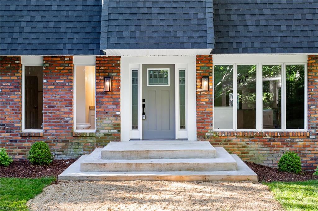 13 Saint Francis Drive Newport News VA 23602