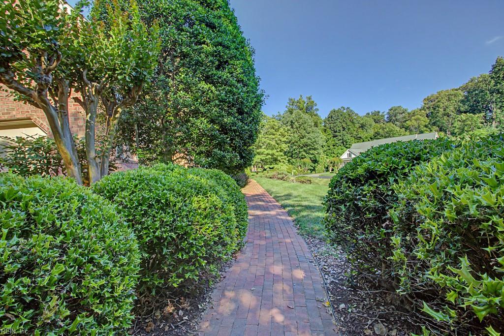 136 Captaine Graves Williamsburg VA 23185