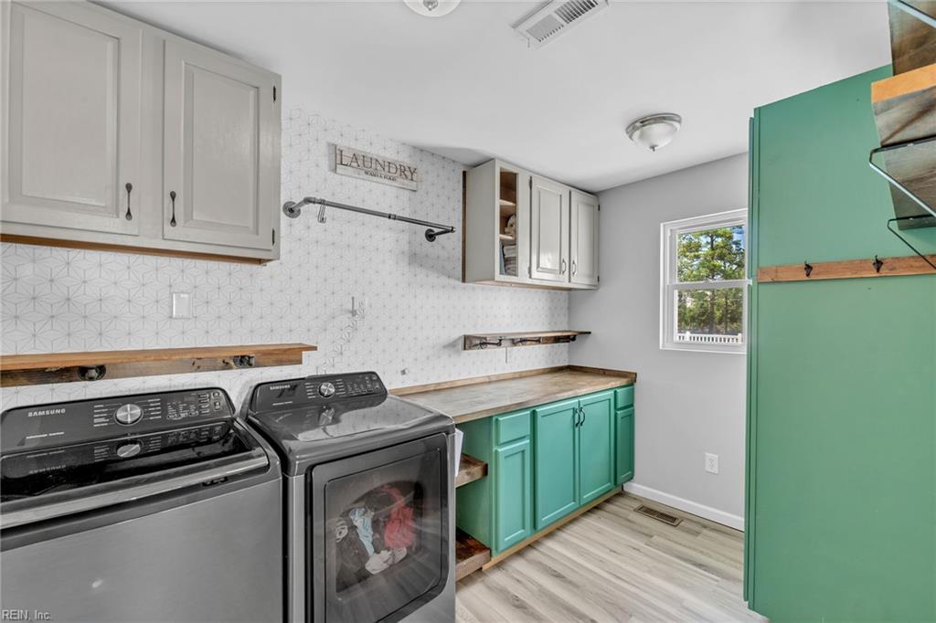 1700 Dandy Loop Road Yorktown VA 23692
