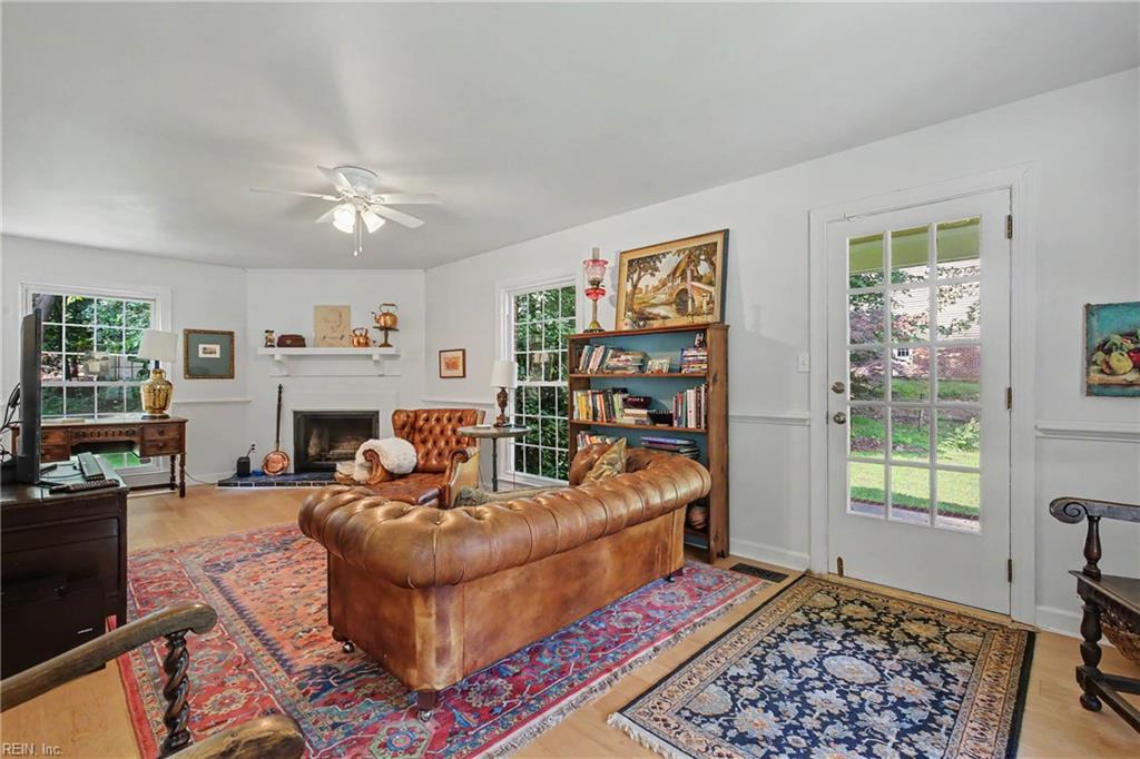 103 Robertson Street Williamsburg VA 23185