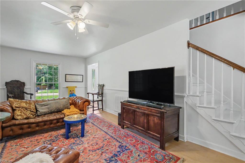 103 Robertson Street Williamsburg VA 23185