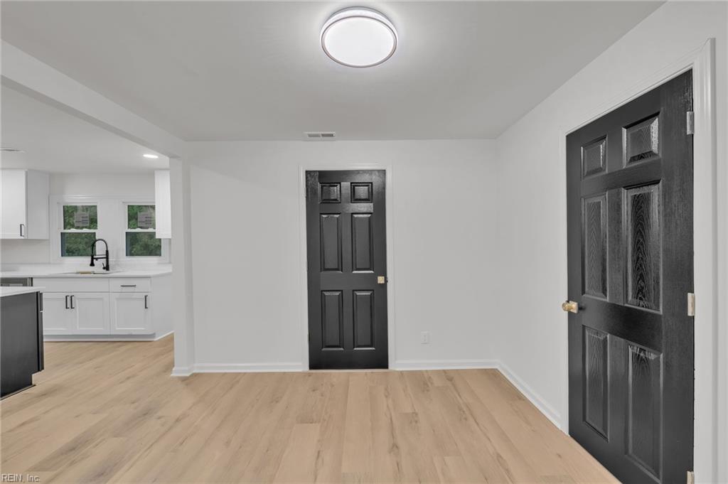 5902 Old Avenue Newport News VA 23605