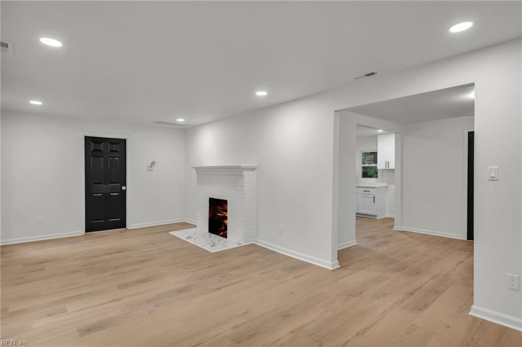 5902 Old Avenue Newport News VA 23605