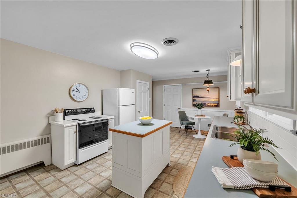 308 Country Club Road Newport News VA 23606