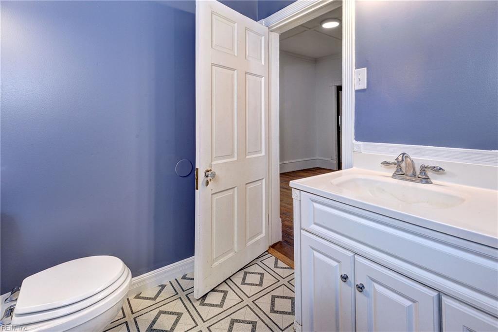 110 Peninsula Street Williamsburg VA 23188