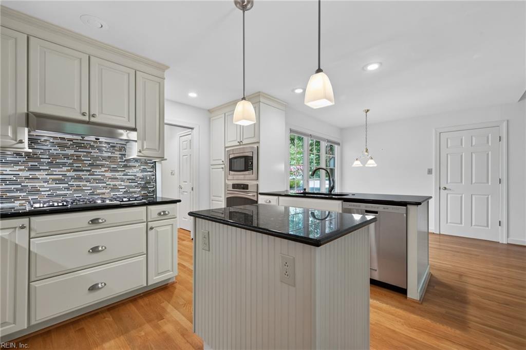 108 Baltusrol Williamsburg VA 23188