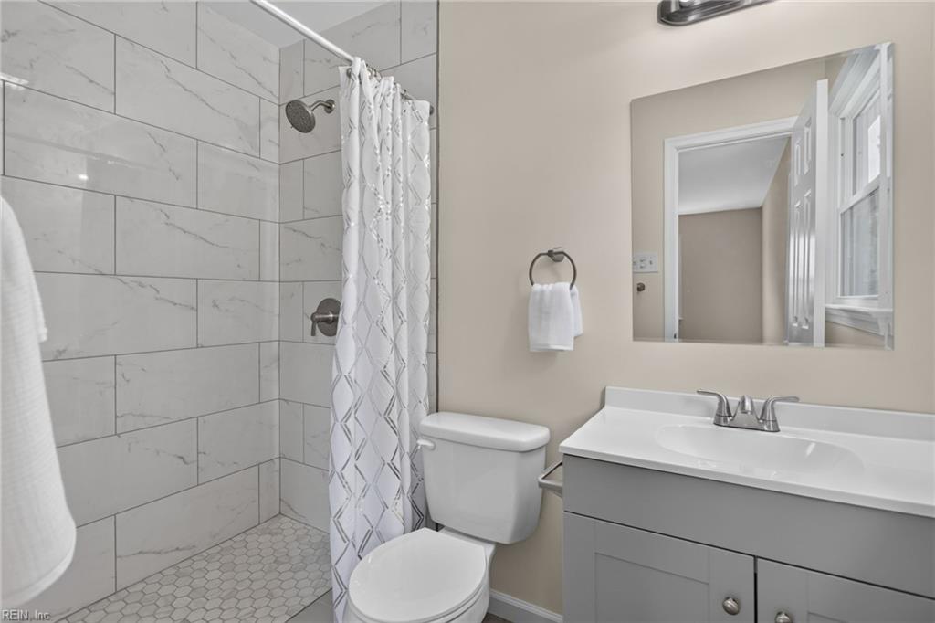 474 Harcourt Place Newport News VA 23602