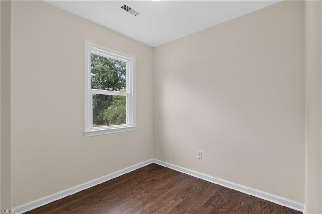 474 Harcourt Place Newport News VA 23602