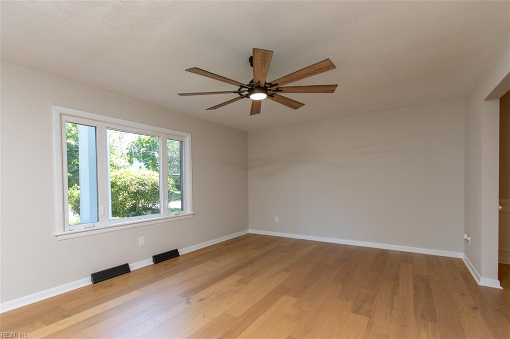 37 Indian Springs Drive Newport News VA 23606