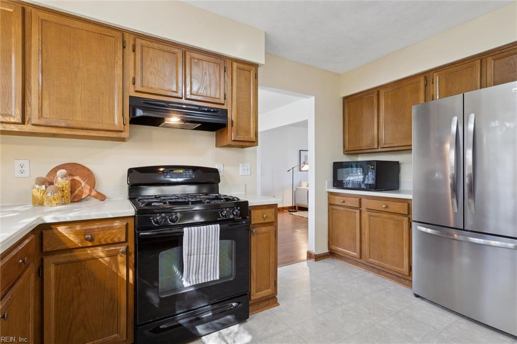 844 Melrose Terrace Newport News VA 23608