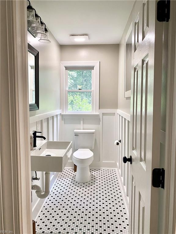 7615 Gloucester Village Drive Gloucester VA 23061