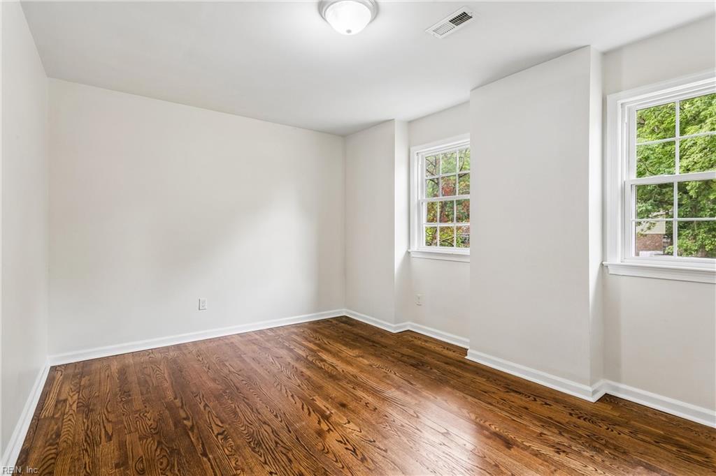 975 Lacon Drive Newport News VA 23608