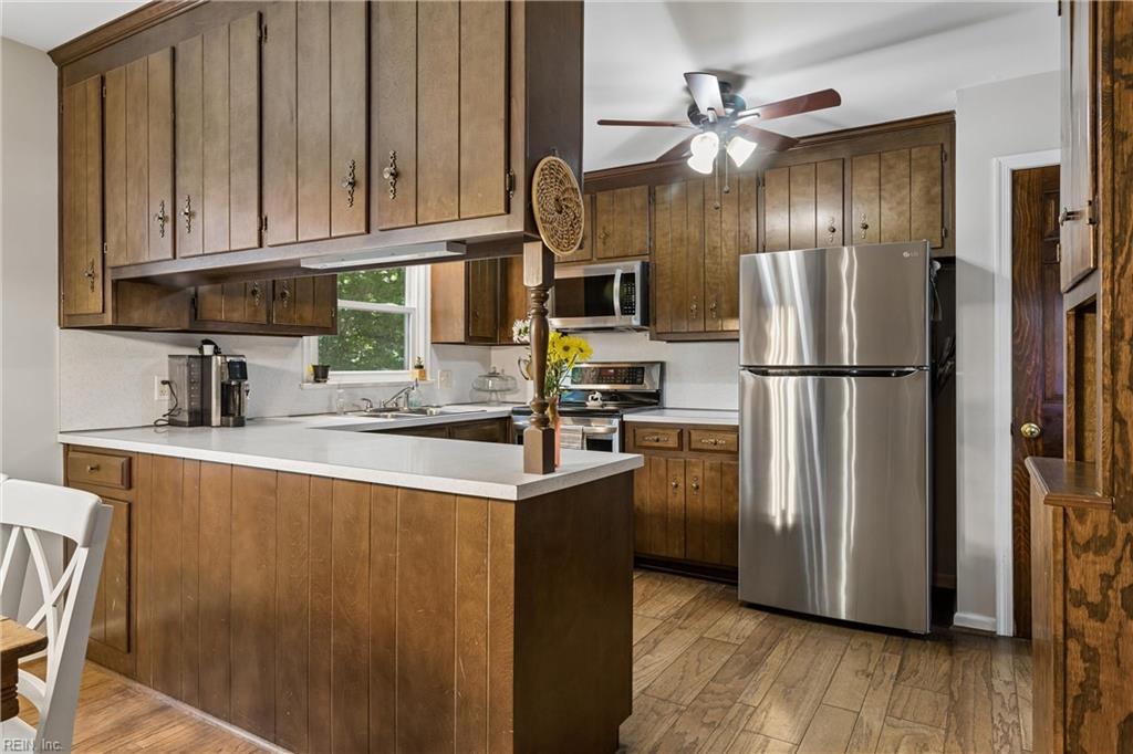 7483 Gloucester Village Drive Gloucester VA 23061