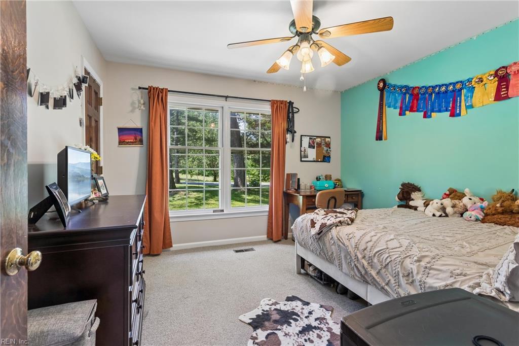 7483 Gloucester Village Drive Gloucester VA 23061
