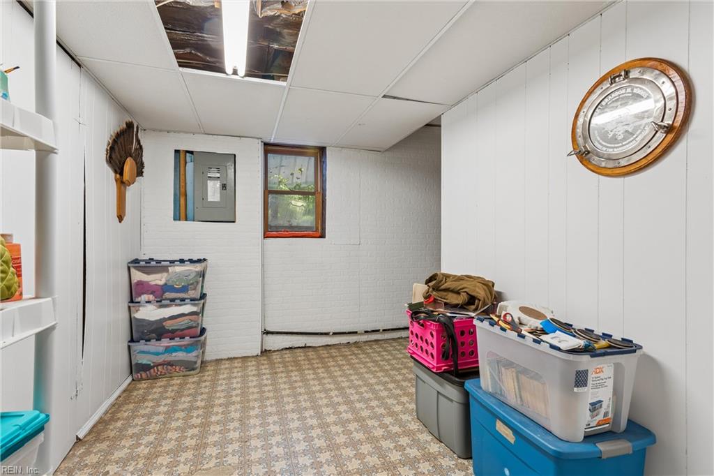 7483 Gloucester Village Drive Gloucester VA 23061