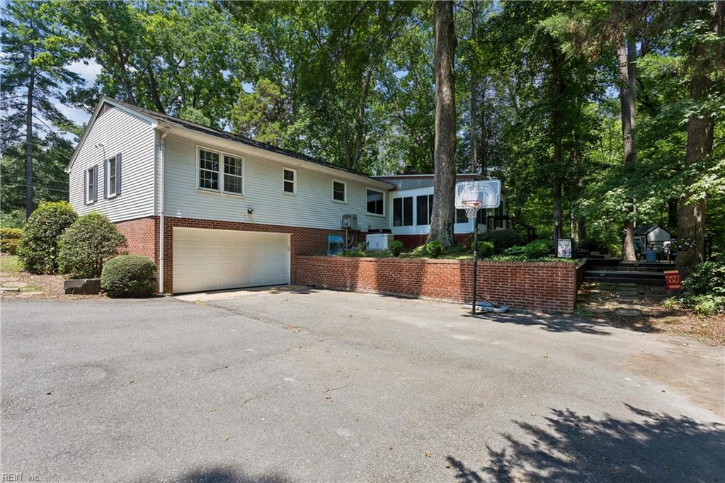7483 Gloucester Village Drive Gloucester VA 23061
