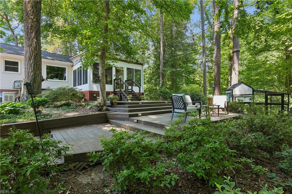 7483 Gloucester Village Drive Gloucester VA 23061