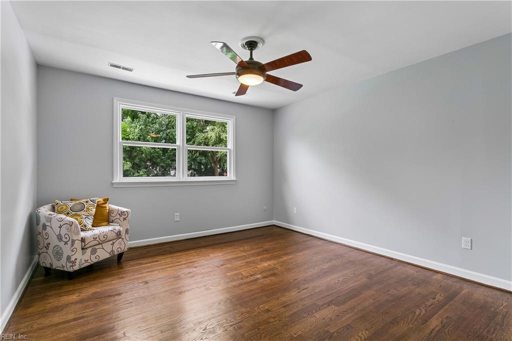 21 E Governor Drive Newport News VA 23602