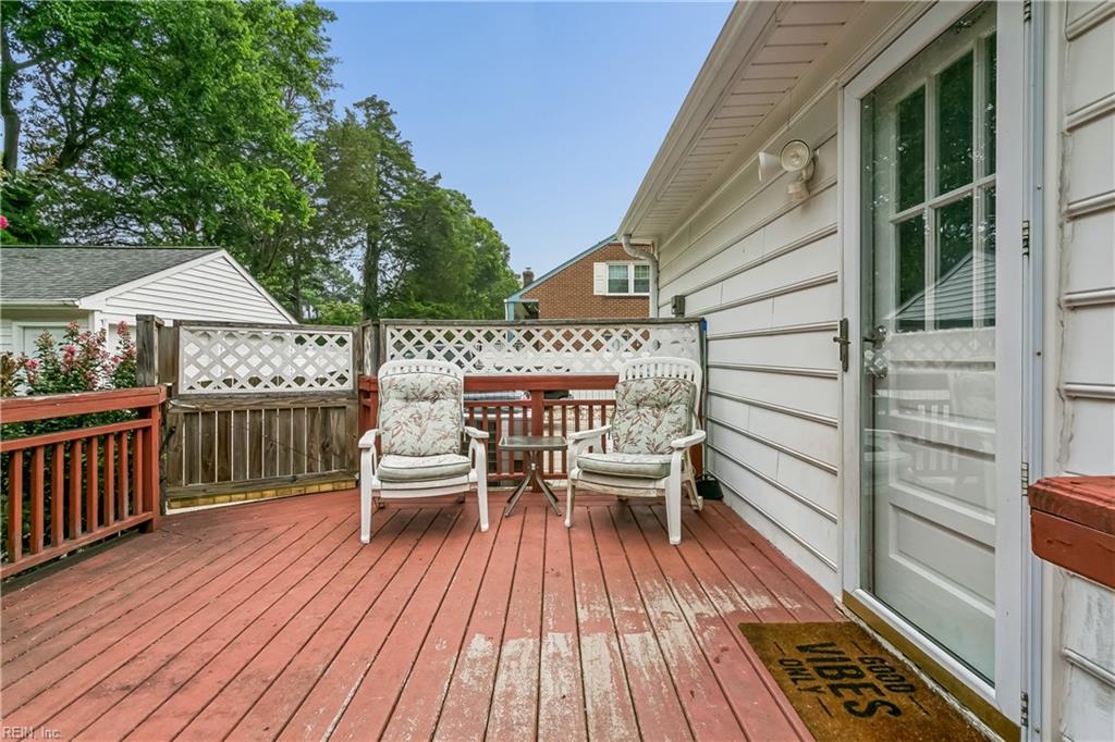 21 E Governor Drive Newport News VA 23602