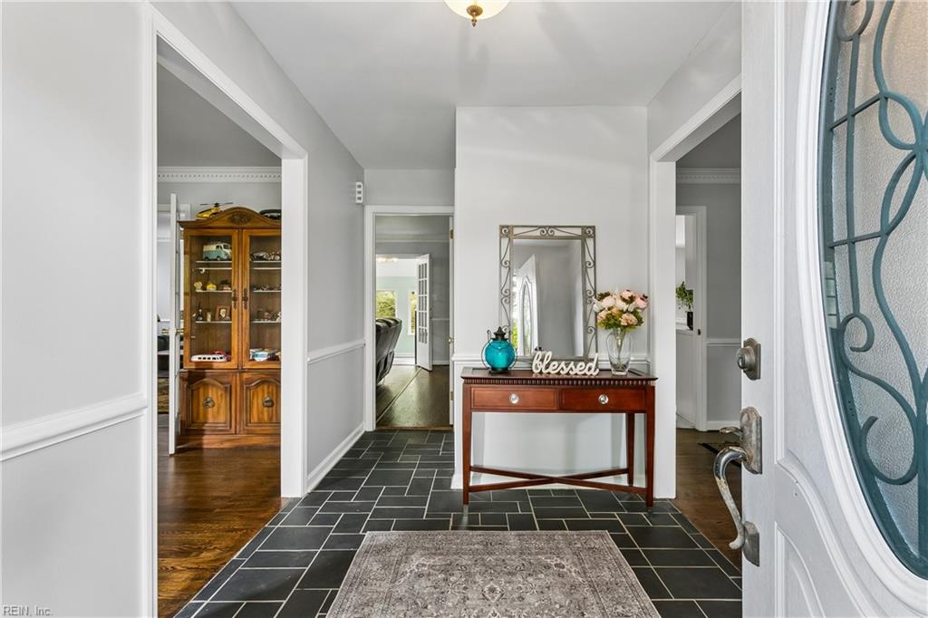 21 E Governor Drive Newport News VA 23602