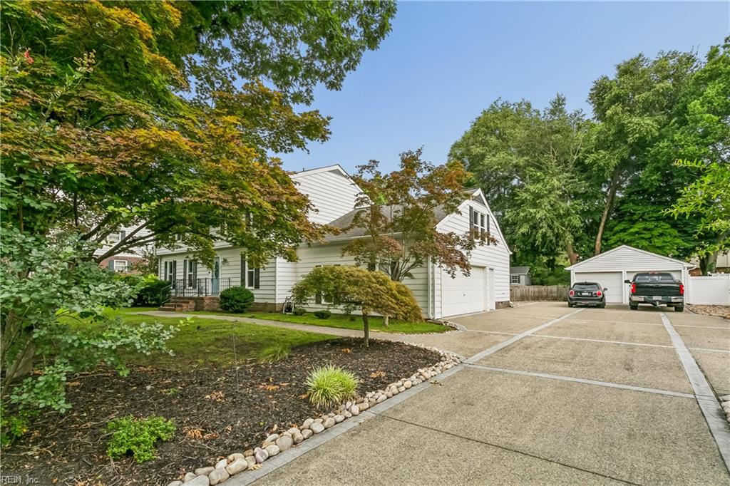 21 E Governor Drive Newport News VA 23602